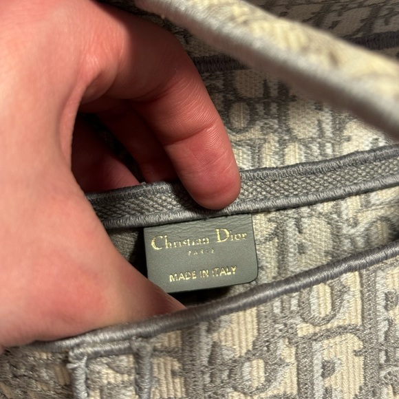 DIOR SADDLE BAG IN GREY OBLIQUE MONOGRAM - Picture 8 of 11